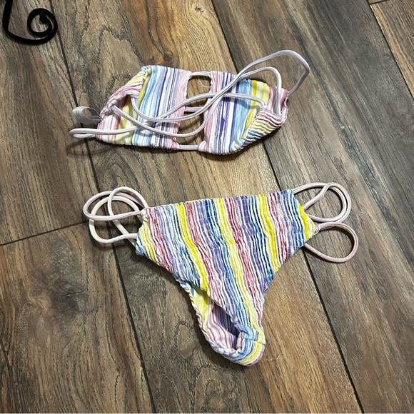 INDAH Bikini Set - Picture 5 of 8